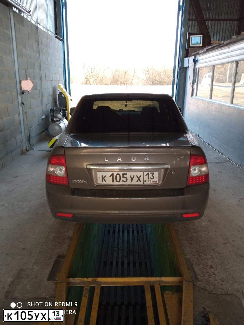 Фото автомобиля LADA PRIORA, 2013 — госномер М035СС13
