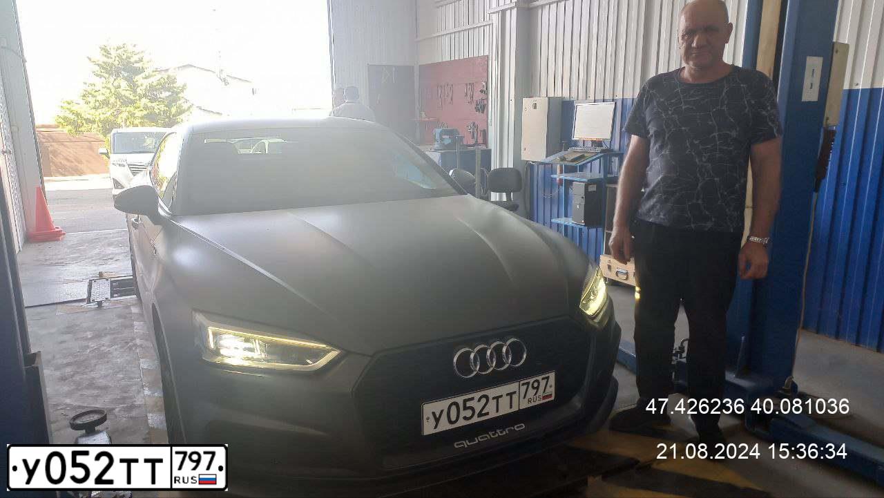 Фото автомобиля AUDI A5, 2018 — госномер У505ВТ799. Цвет: Серый