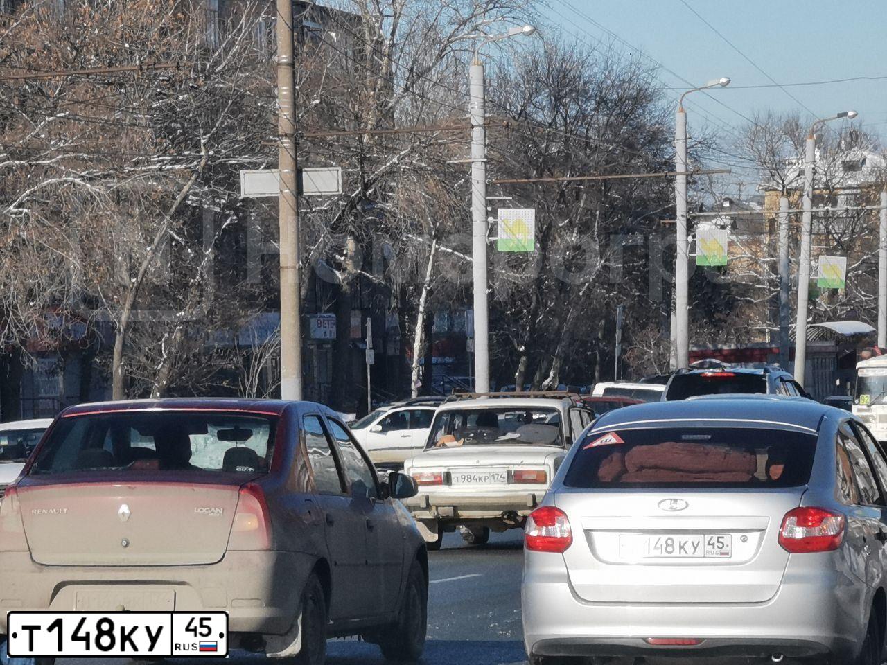 Фото автомобиля LADA 2191 GRANTA, 2015 — госномер Т148КУ45. Цвет: СЕРЕБРИСТЫЙ