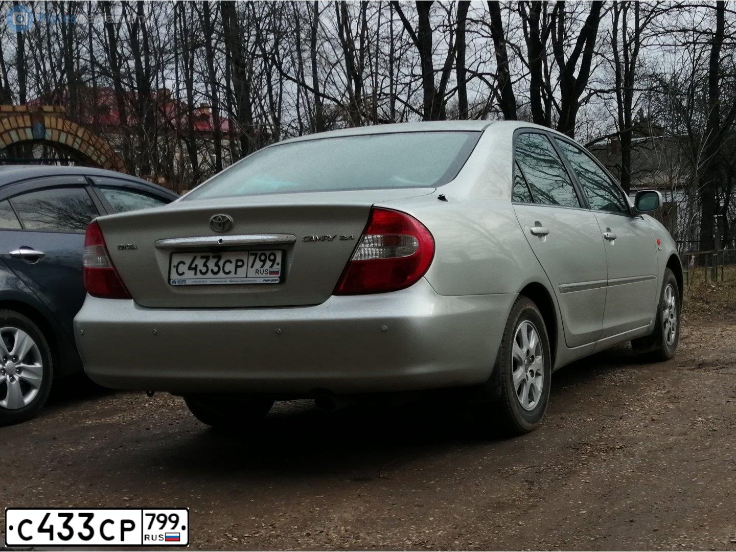 Фото автомобиля TOYOTA CAMRY, 2003 — госномер С433СР799. Цвет: СЕРЕБРИСТЫЙ