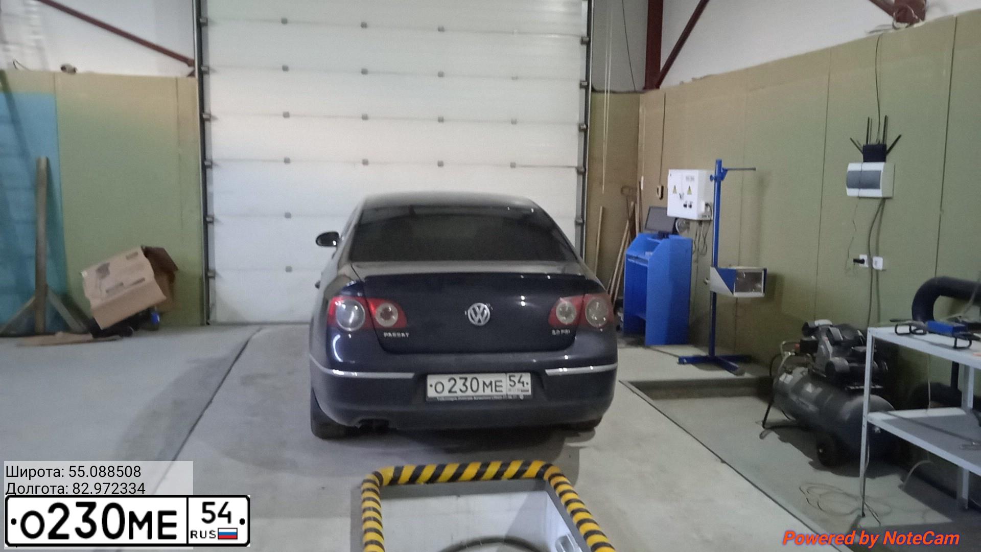 Фото автомобиля VOLKSWAGEN PASSAT, 2006 — госномер Х682НН154
