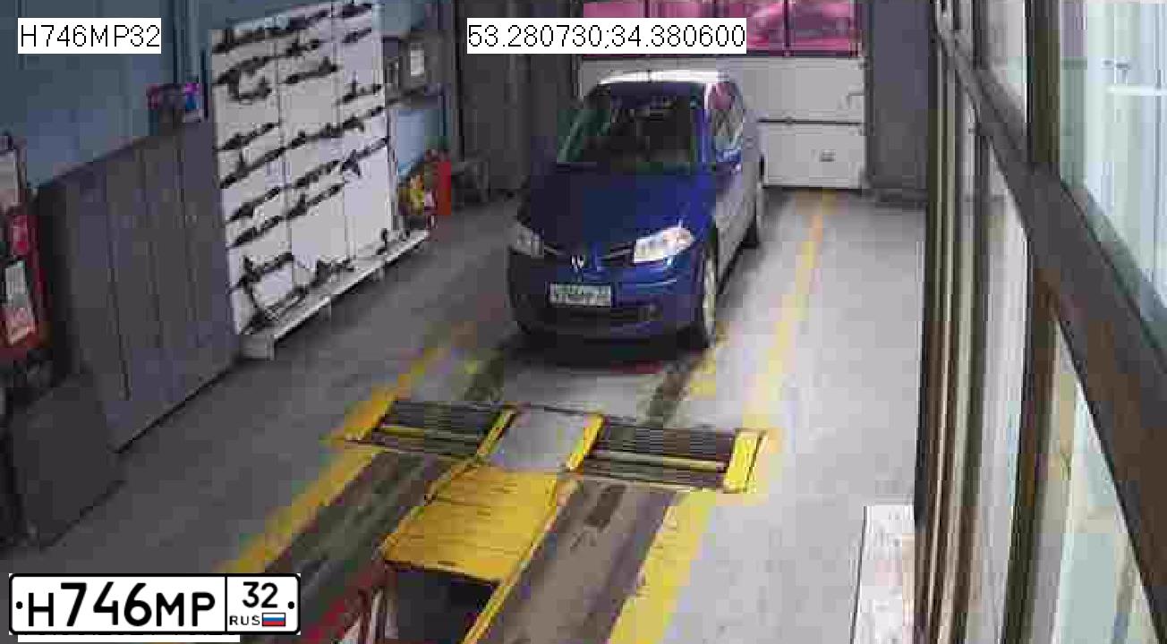Фото автомобиля RENAULT MEGANE, 2008 — госномер Р807УУ40. Цвет: СИНЕ-ГОЛУБОЙ
