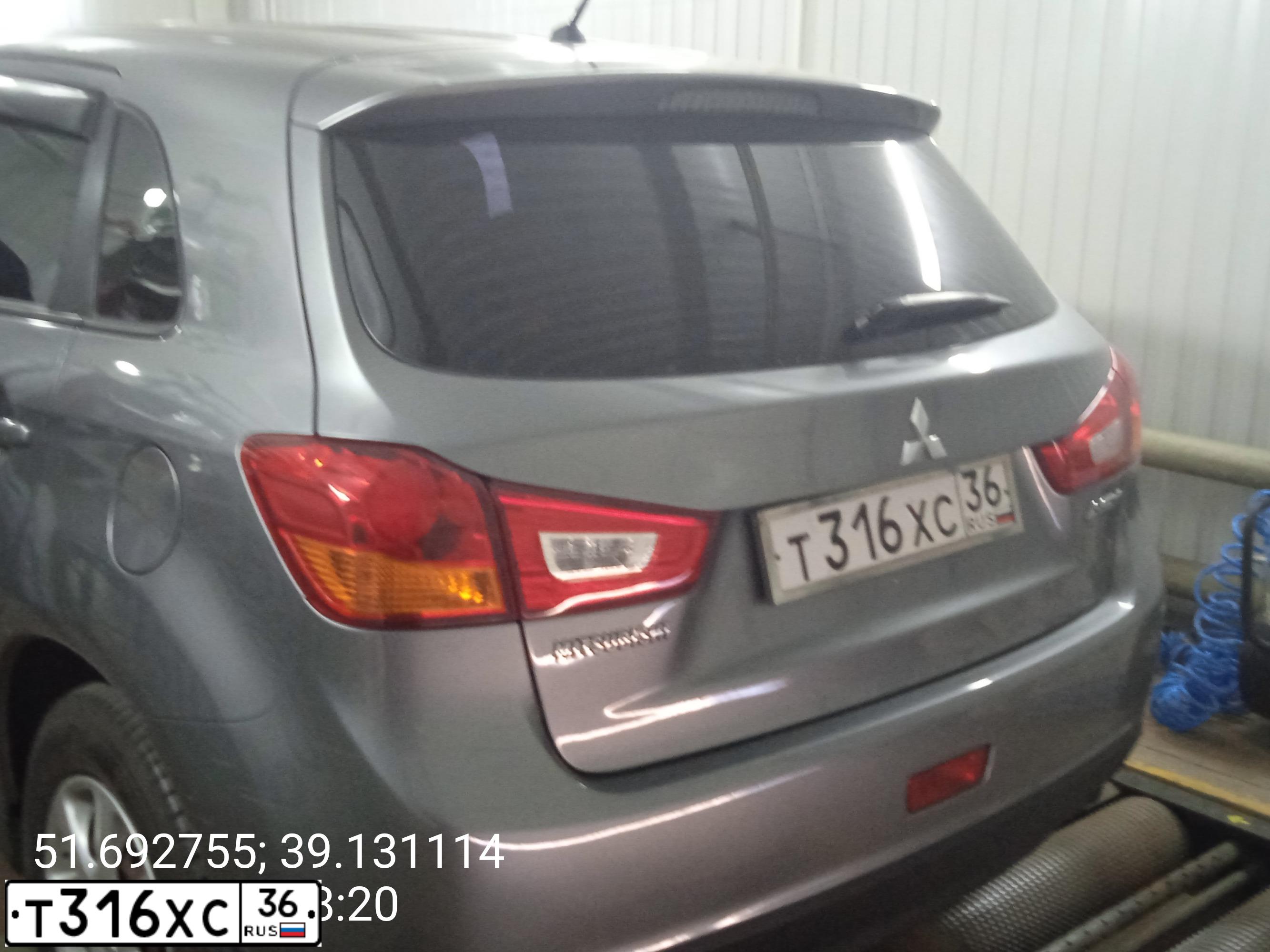 Фото автомобиля MITSUBISHI ASX, 2012 — госномер Т316ХС36. Цвет: СЕРЫЙ