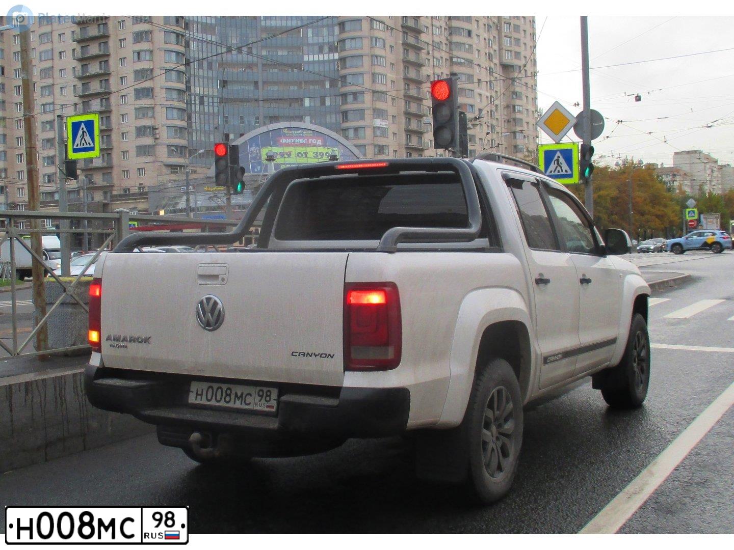 Фото автомобиля LANDROVER DEFENDER, 2007 — госномер Н008МС98. Цвет: ЧЕРНЫЙ