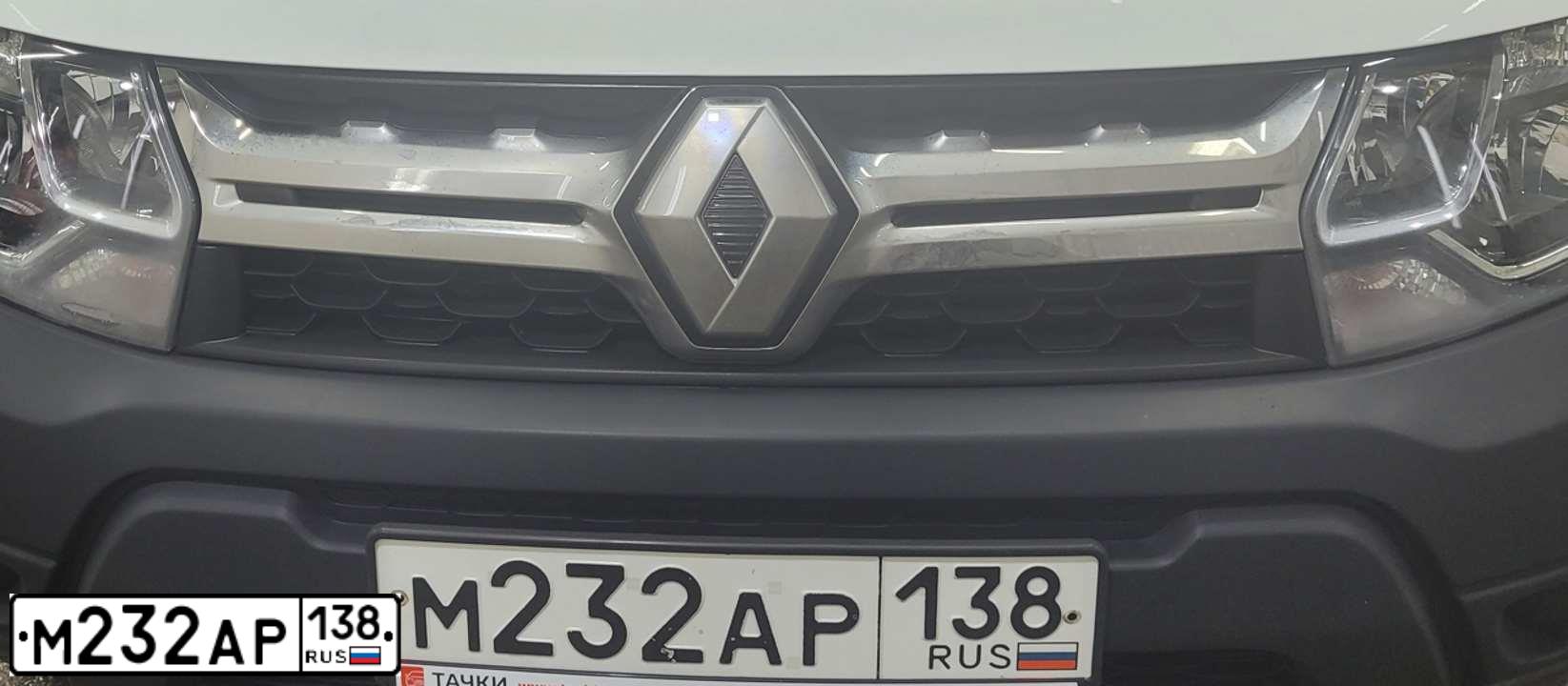 Фото автомобиля RENAULT DUSTER, 2018 — госномер М232АР138. Цвет: Белый