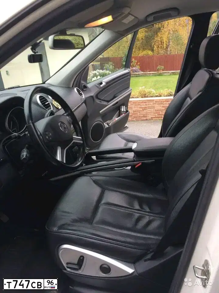 Фото автомобиля MERCEDES GL-KLASSE, 2011 — госномер Т777ОХ86. Цвет: Белый