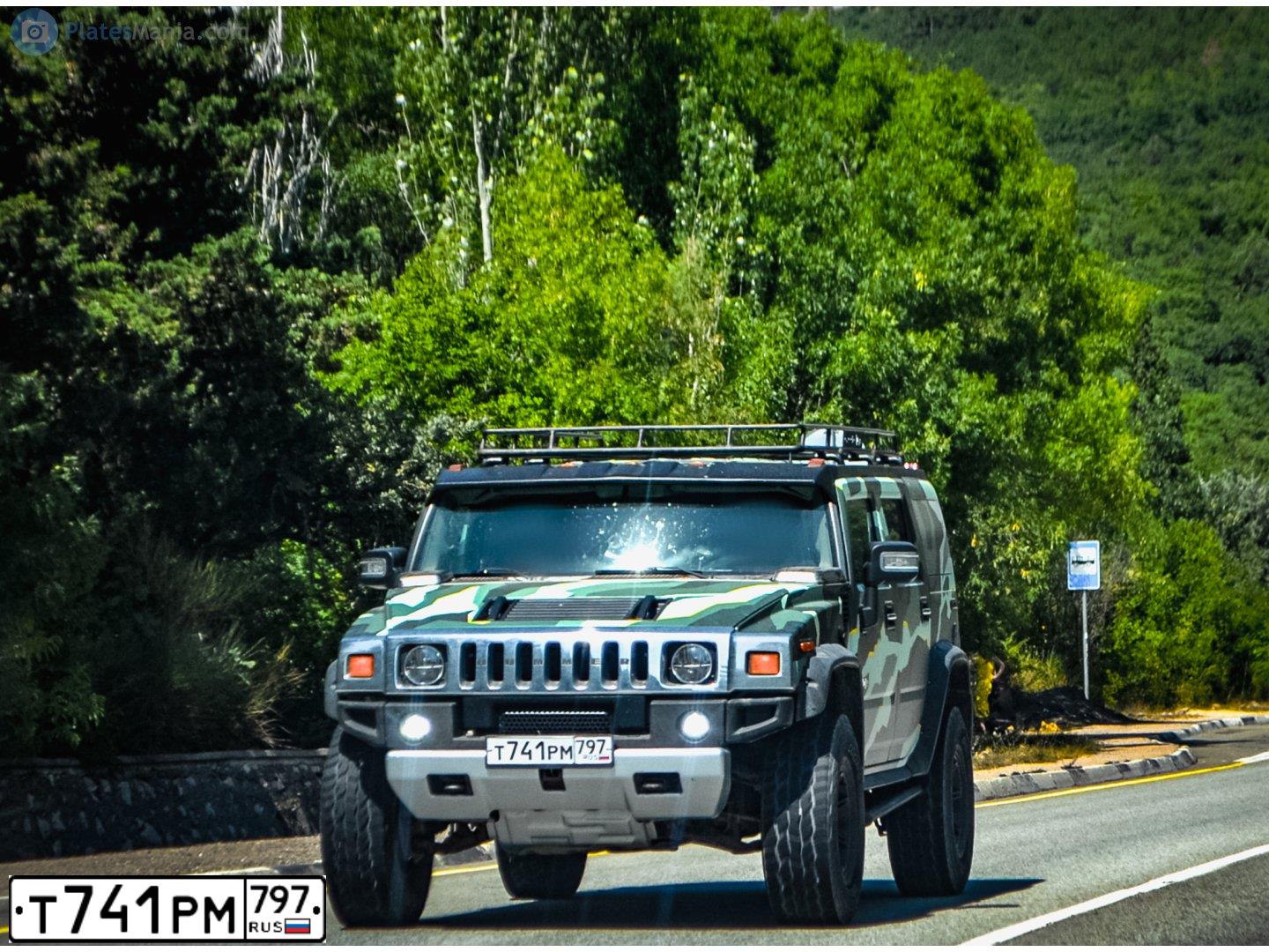 Фото автомобиля HUMMER H2, 2003 — госномер Т741РМ797