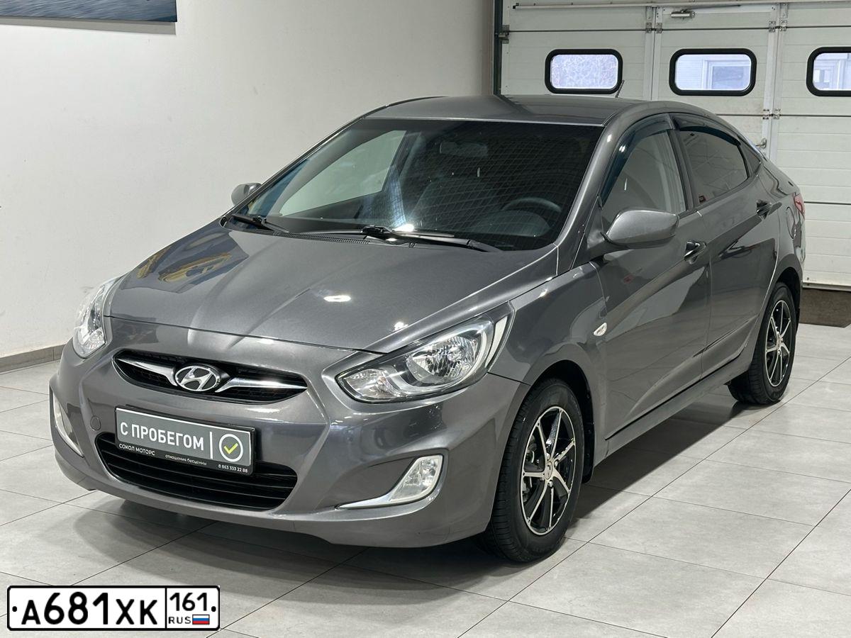 Фото автомобиля HYUNDAI SOLARIS, 2012 — госномер А681ХК161. Цвет: ЧЕРНО-СЕРЫЙ