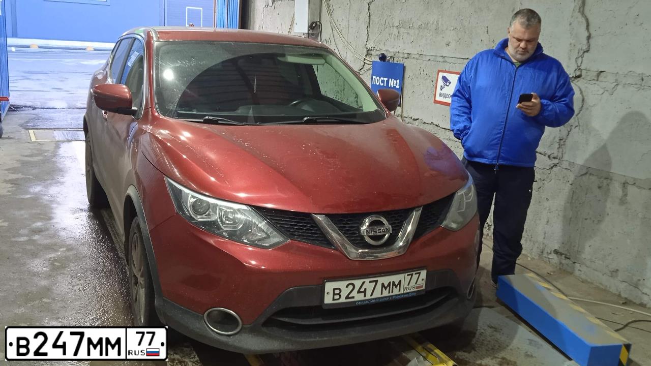 Фото автомобиля NISSAN QASHQAI, 2018 — госномер Х451ВВ180