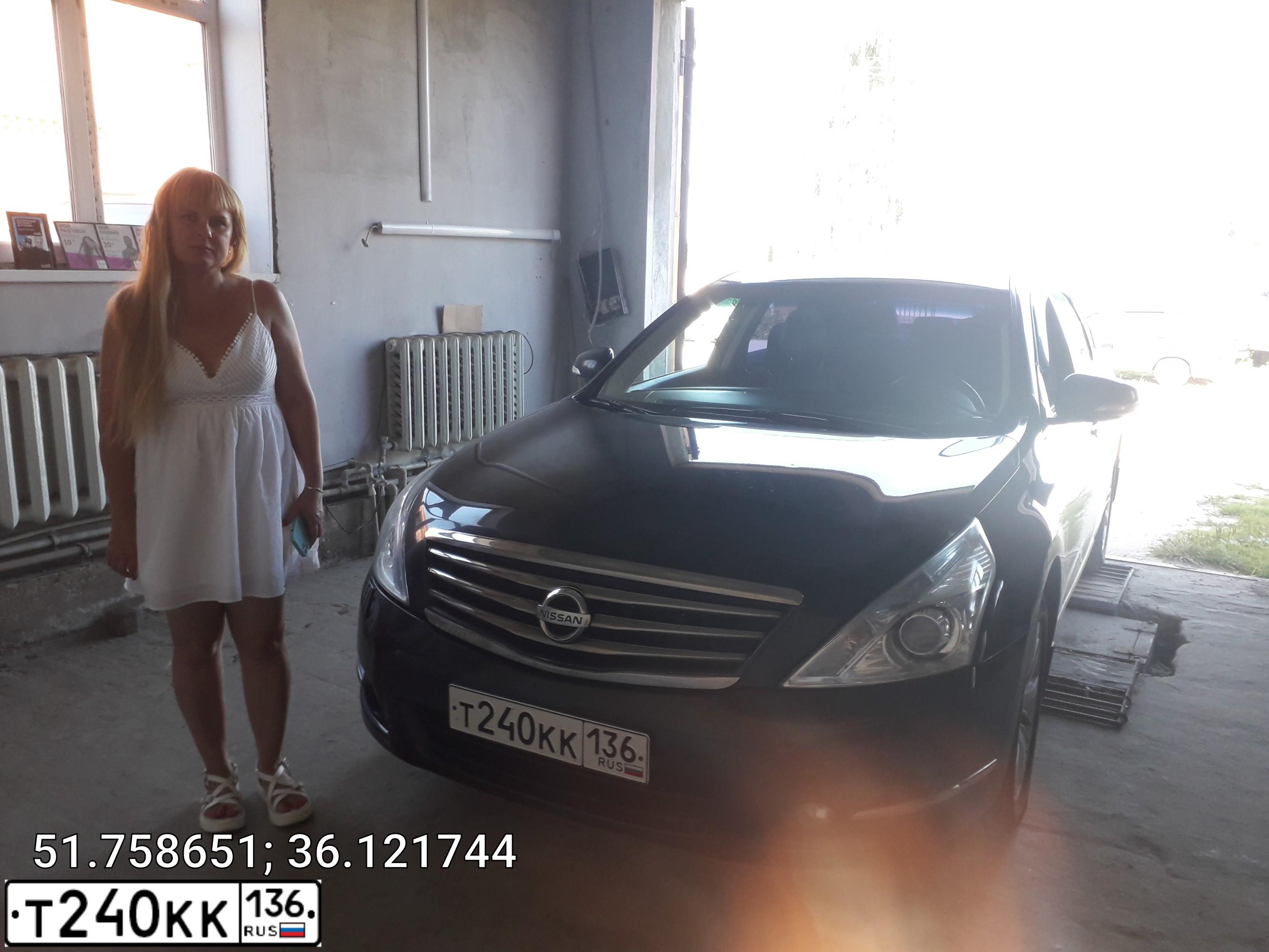 Фото автомобиля NISSAN TEANA, 2011 — госномер Т240КК136. Цвет: ЧЕРНЫЙ