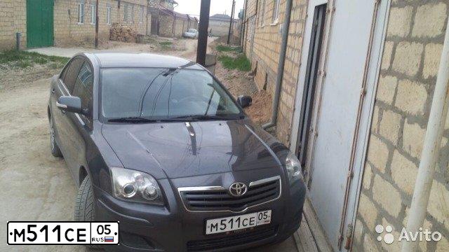 Фото автомобиля TOYOTA AVENSIS, 2008 — госномер М511СЕ05. Цвет: Серый