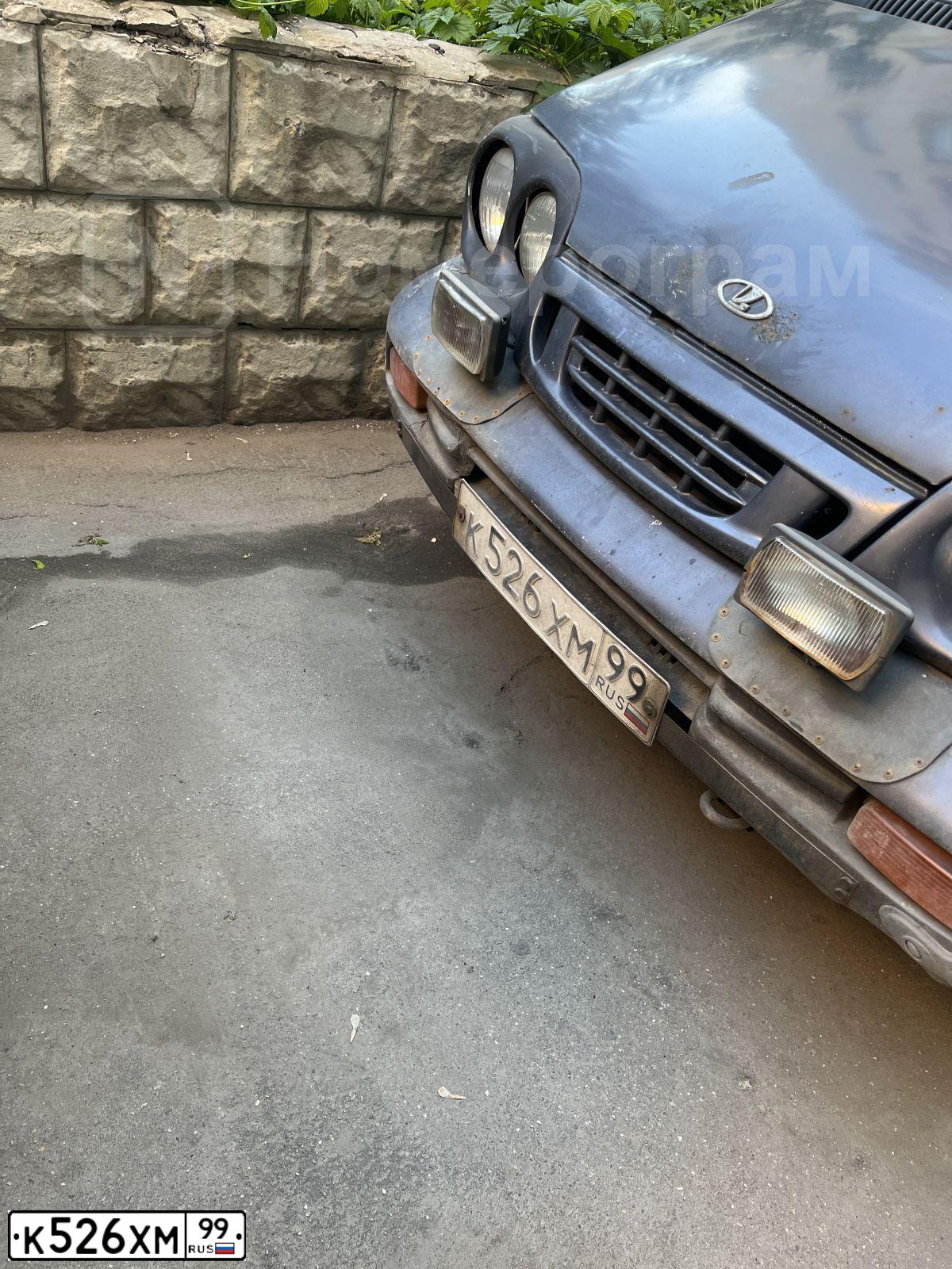 Фото автомобиля LADA 2120 NADESHDA, 2001 — госномер К526ХМ99. Цвет: ТЕМНО-ФИОЛЕТОВЫЙ