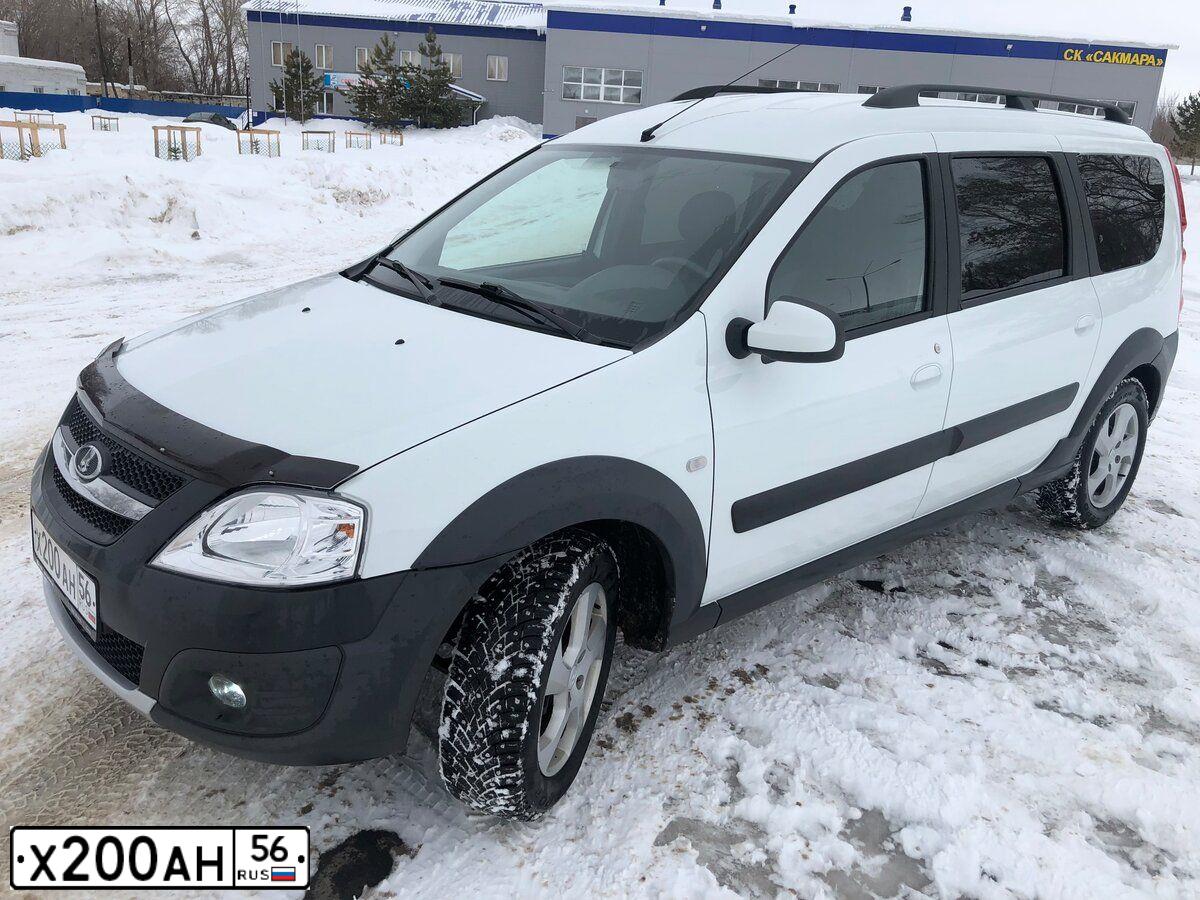 Фото автомобиля LADA LARGUS, 2018 — госномер Х200АН56. Цвет: Белый