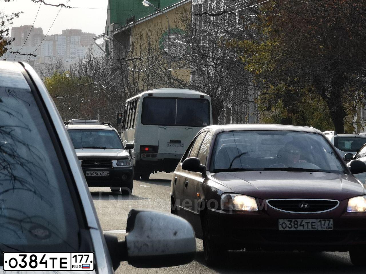 Фото автомобиля TAGAZ Z ACCENT, 2007 — госномер Е080КВ156. Цвет: Красный
