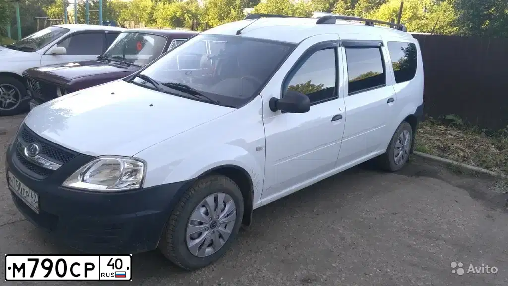 Фото автомобиля LADA LARGUS, 2013 — госномер М790СР40. Цвет: БЕЛЫЙ