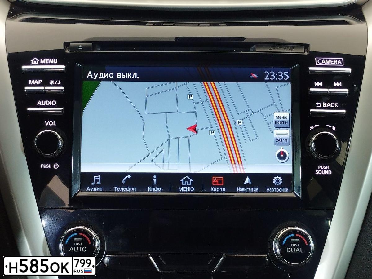Фото автомобиля NISSAN MURANO, 2019 — госномер Н585ОК799. Цвет: БЕЛЫЙ