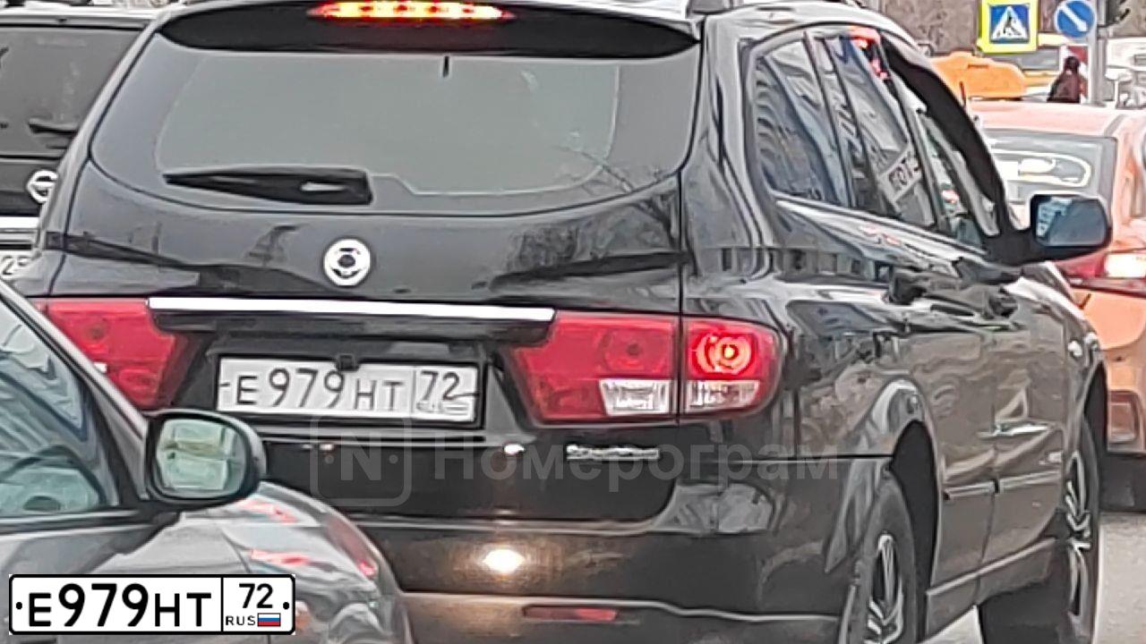 Фото автомобиля SUBARU IMPREZA, 2008 — госномер Е979НТ72. Цвет: Красный