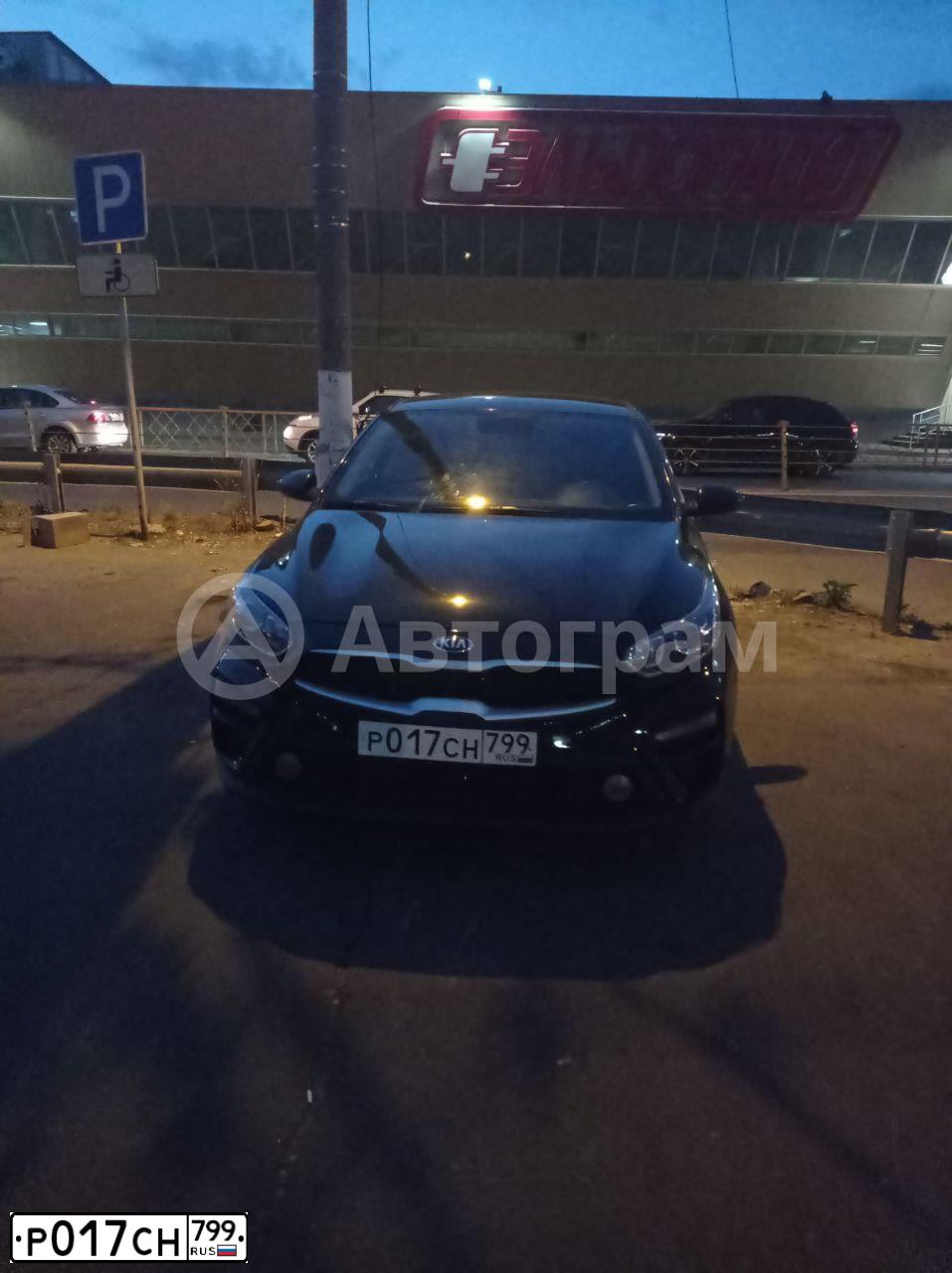 Фото автомобиля KIA CERATO, 2019 — госномер Р017СН799. Цвет: ЧЕРНЫЙ