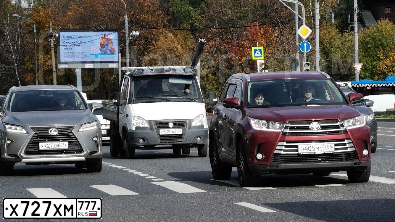 Фото автомобиля NISSAN MURANO, 2017 — госномер Н438ОМ799. Цвет: ЧЕРНЫЙ