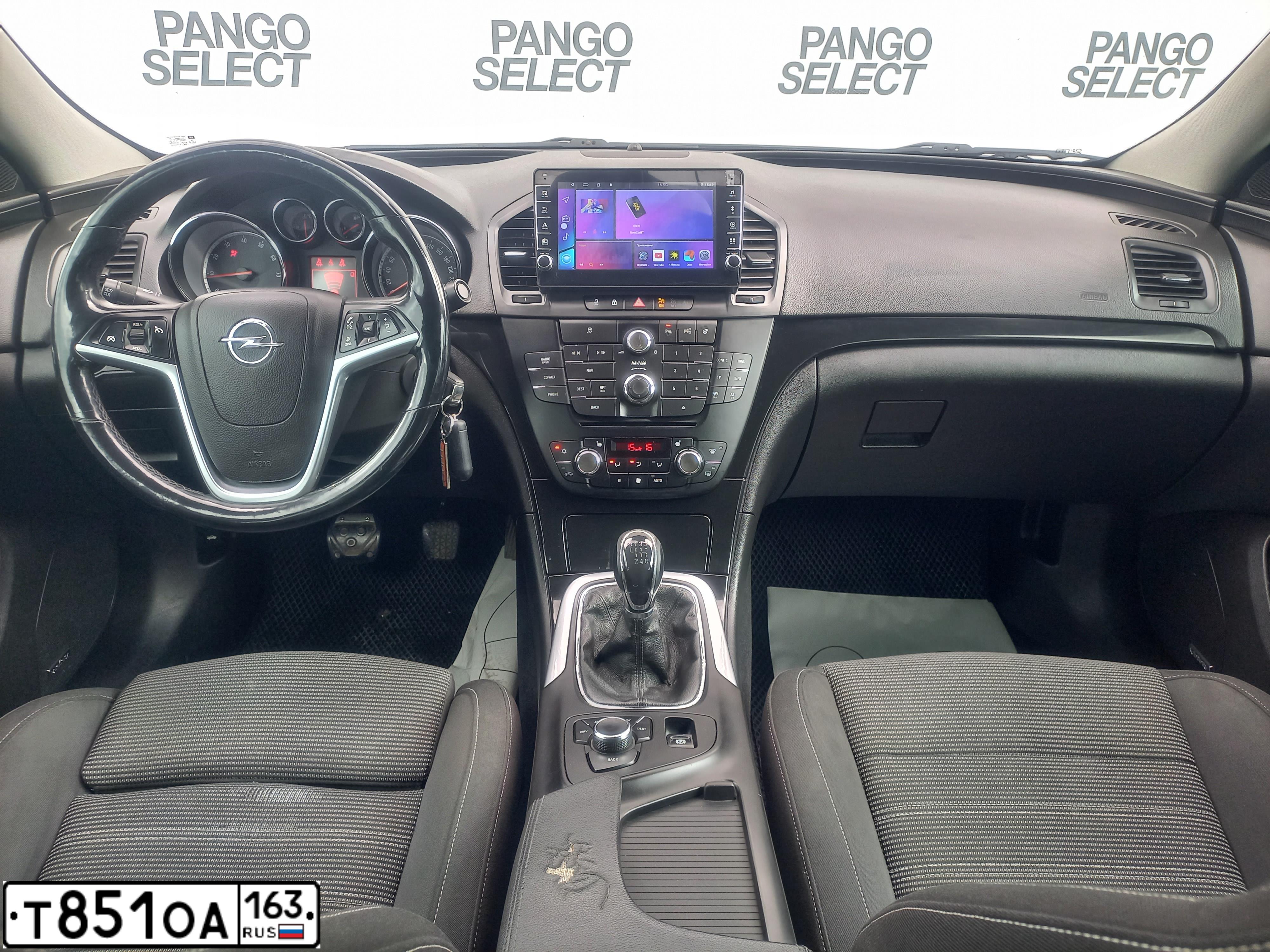 Фото автомобиля OPEL INSIGNIA HB, 2012 — госномер А584ЕУ18. Цвет: ЧЕРНЫЙ