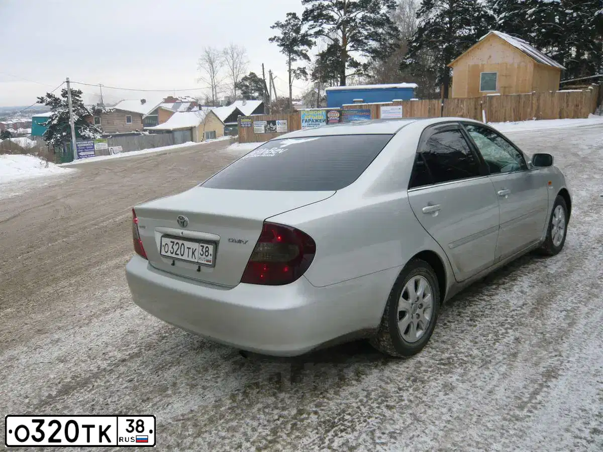Фото автомобиля TOYOTA CAMRY, 2003 — госномер Т375НС138