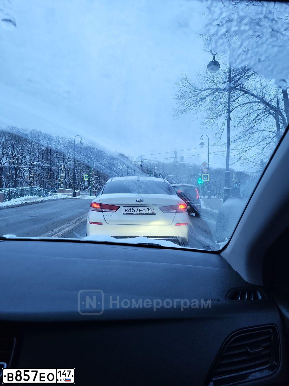 Фото автомобиля KIA MAGENTIS / OPTIMA, 2019 — госномер В857ЕО147. Цвет: БЕЛЫЙ