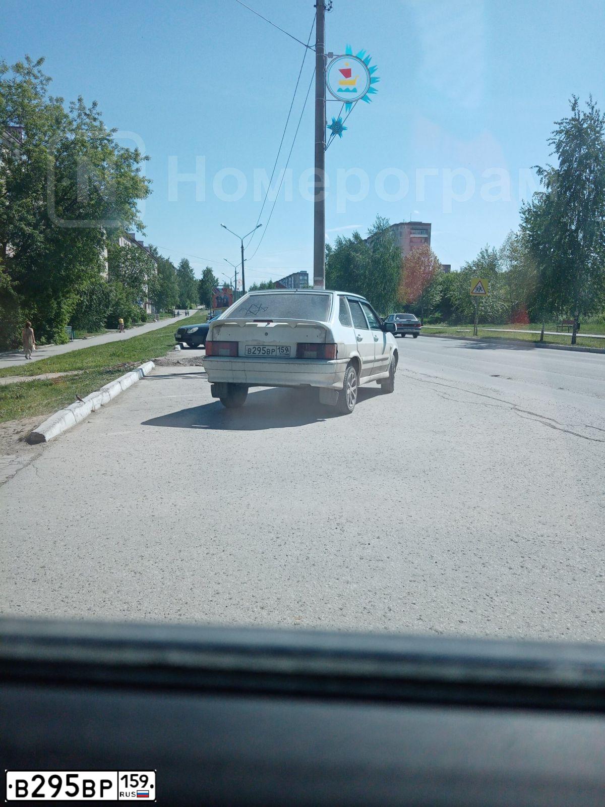 Фото автомобиля LADA 2114 SAMARA, 2012 — госномер В295ВР159