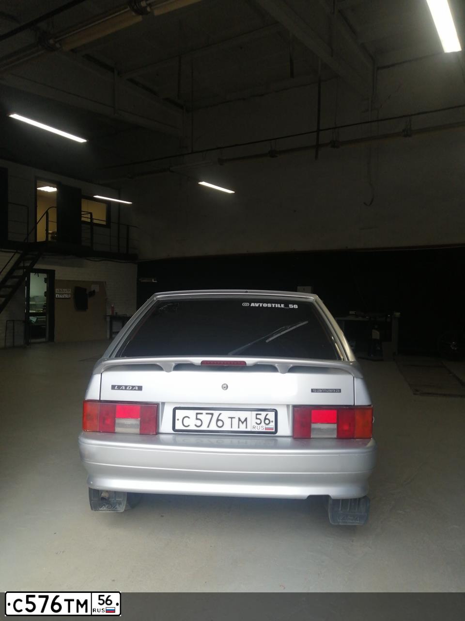 Фото автомобиля LADA 2114 SAMARA, 2008 — госномер К183КУ156. Цвет: Светло-серебристый металик