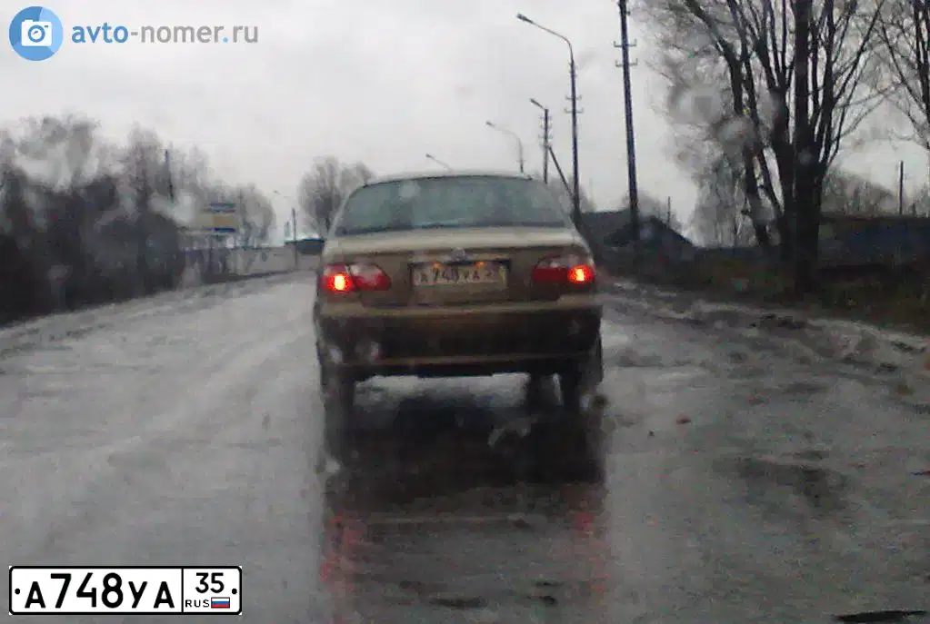 Фото автомобиля FIAT ALBEA, 2010 — госномер С007УК35. Цвет: ПЕСОЧНЫЙ