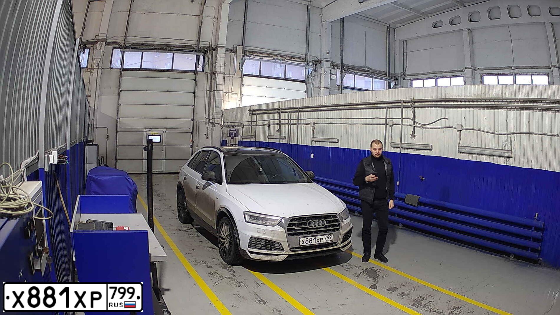 Фото автомобиля AUDI Q3, 2018 — госномер Х255РК72. Цвет: Белый