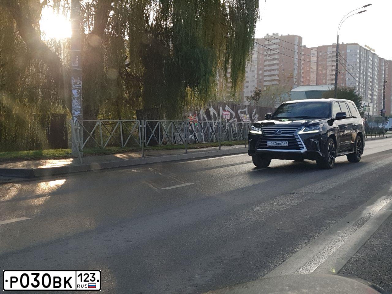 Фото автомобиля VOLKSWAGEN GOLF, 2011 — госномер К707ТТ82. Цвет: Белый