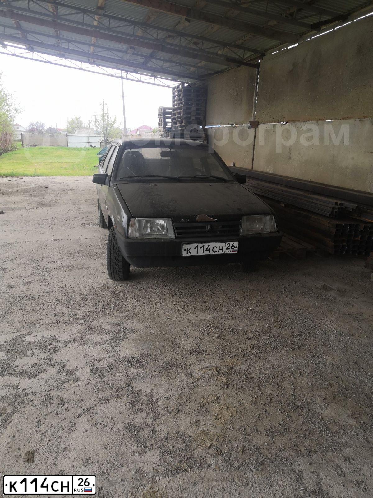 Фото автомобиля LADA 2109 SAMARA, 2003 — госномер Х646ЕТ89. Цвет: ГРАФИТОВЫЙ МЕТАЛИИК