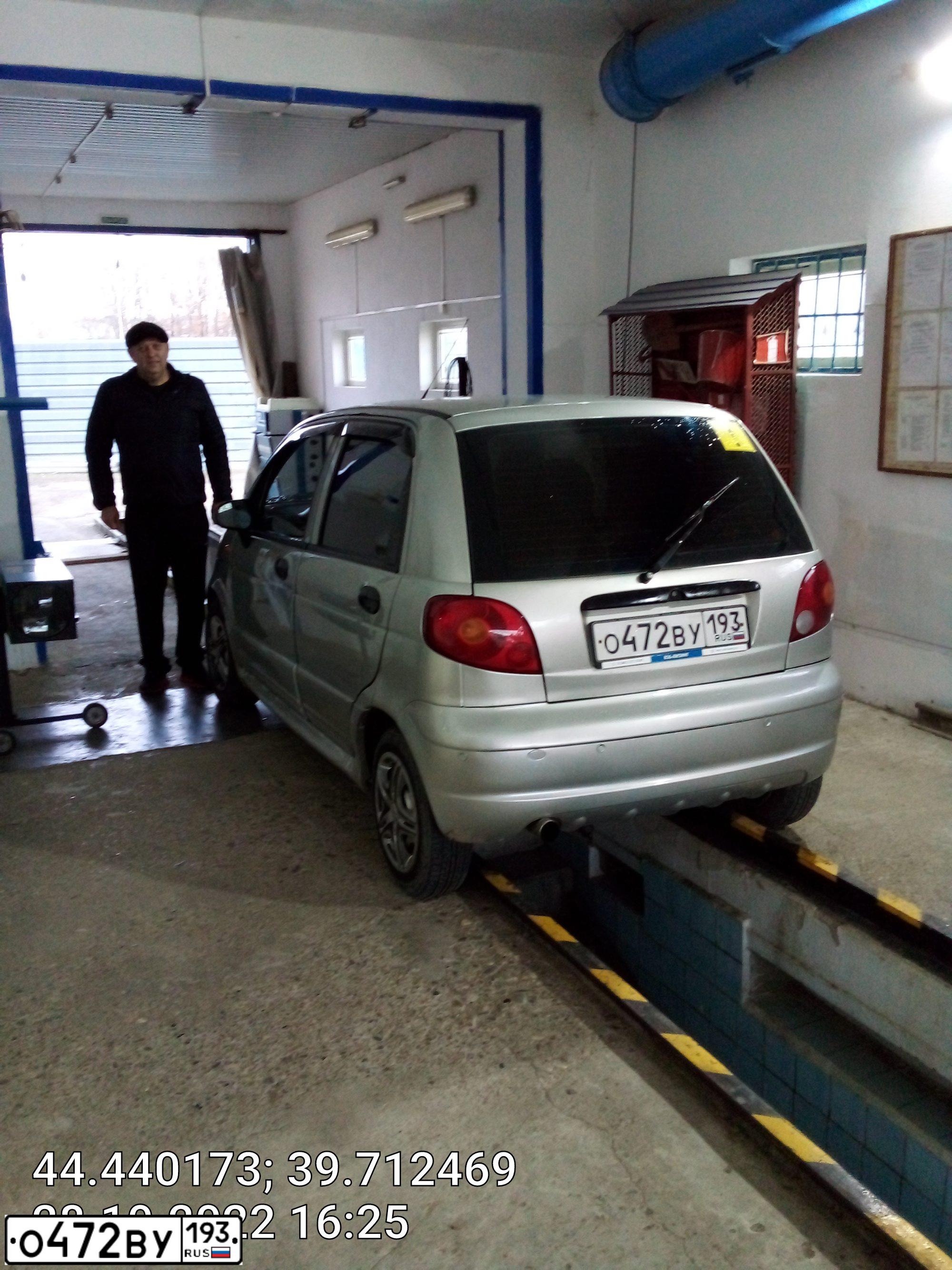 Фото автомобиля DAEWOO MATIZ, 2006 — госномер С460НО116. Цвет: БЕЛЫЙ(СЕРЕБРИСТЫЙ