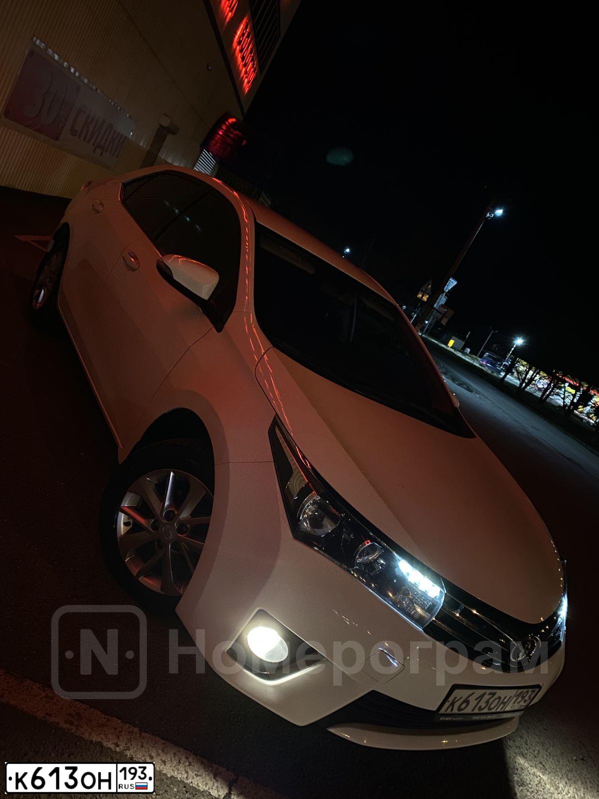 Фото автомобиля TOYOTA COROLLA, 2014 — госномер К613ОН193. Цвет: Белый
