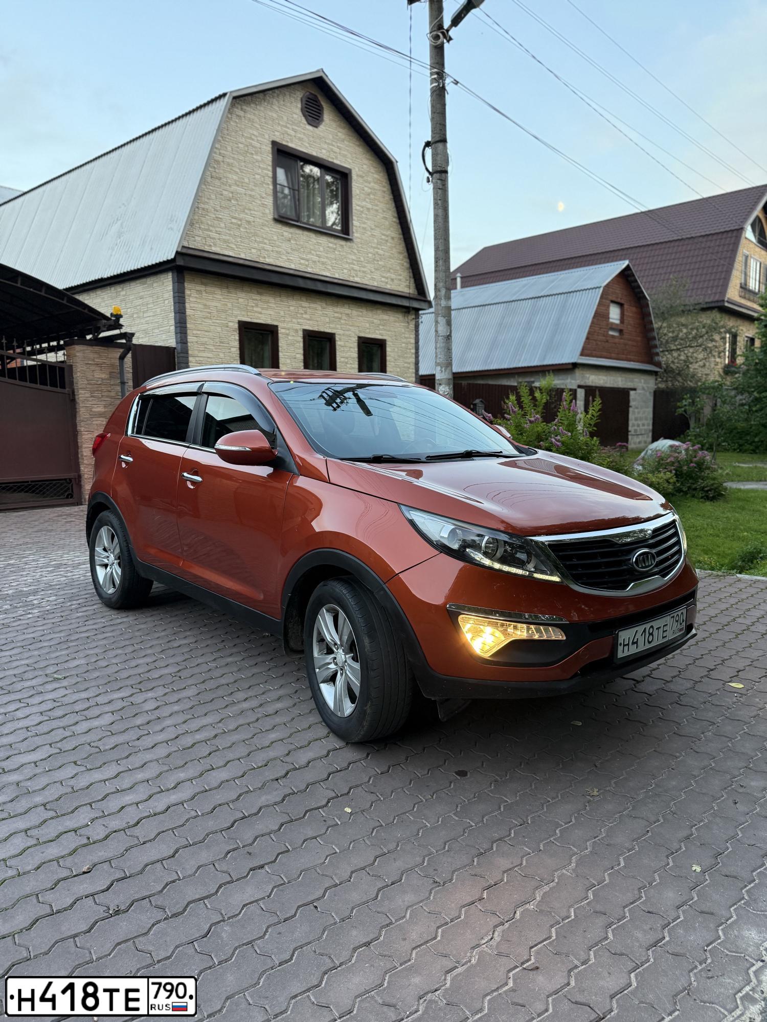 Фото автомобиля KIA SPORTAGE, 2011 — госномер В986РС184
