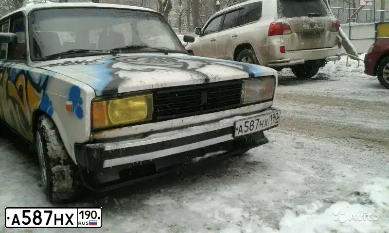 Фото автомобиля LADA 2104, 2000 — госномер А587НХ190. Цвет: БЕЛЫЙ ЯРКИЙ