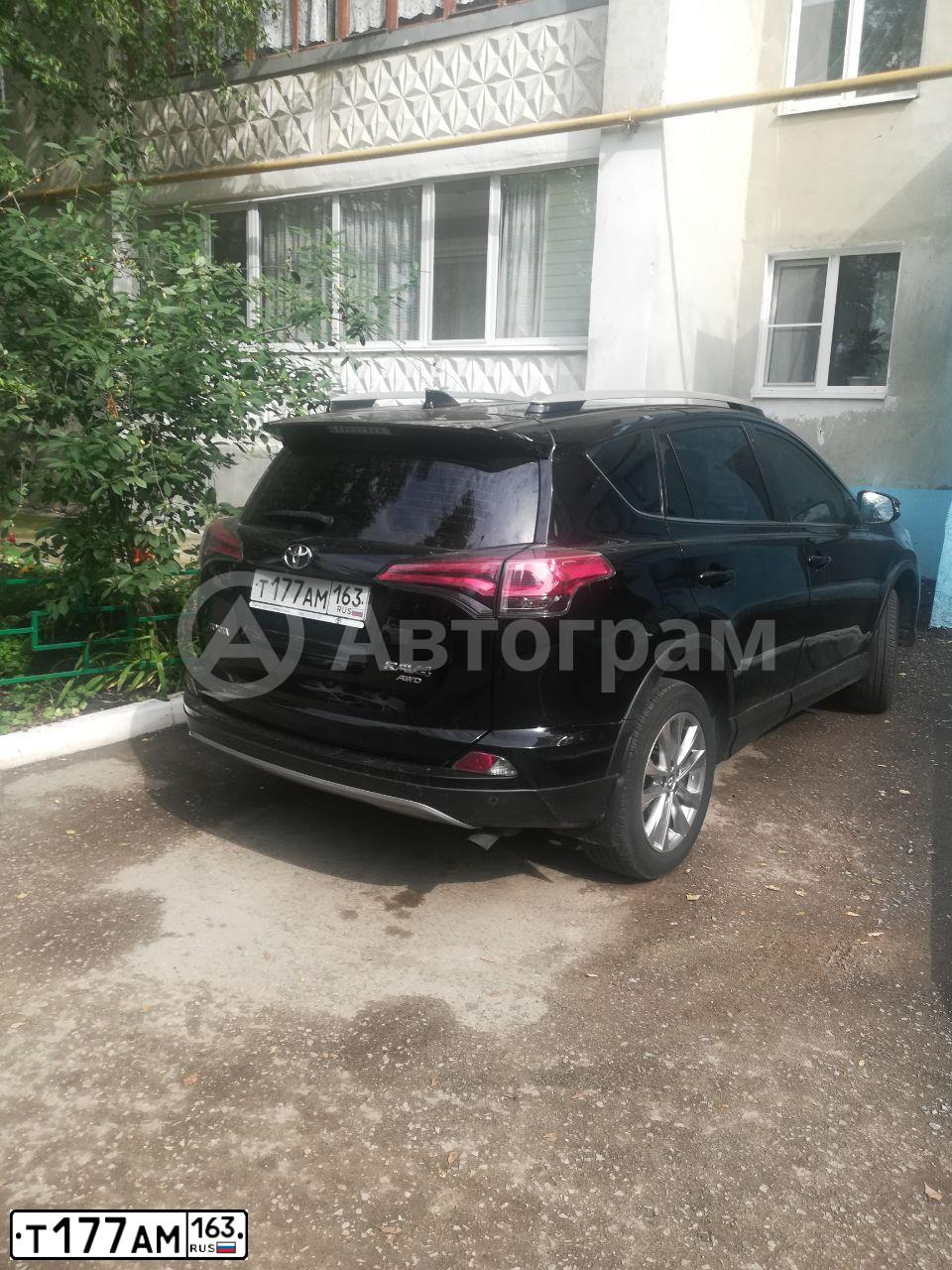 Фото автомобиля TOYOTA COROLLA, 2008 — госномер Т177АМ163. Цвет: Серебристый