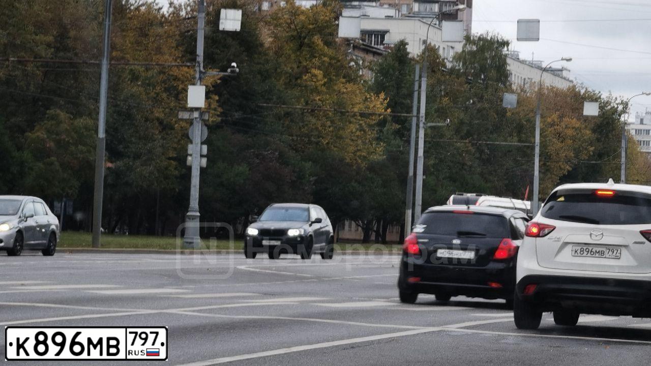 Фото автомобиля MAZDA CX-5, 2014 — госномер Н879УЕ62. Цвет: БЕЛЫЙ ПЕРЛАМУТР
