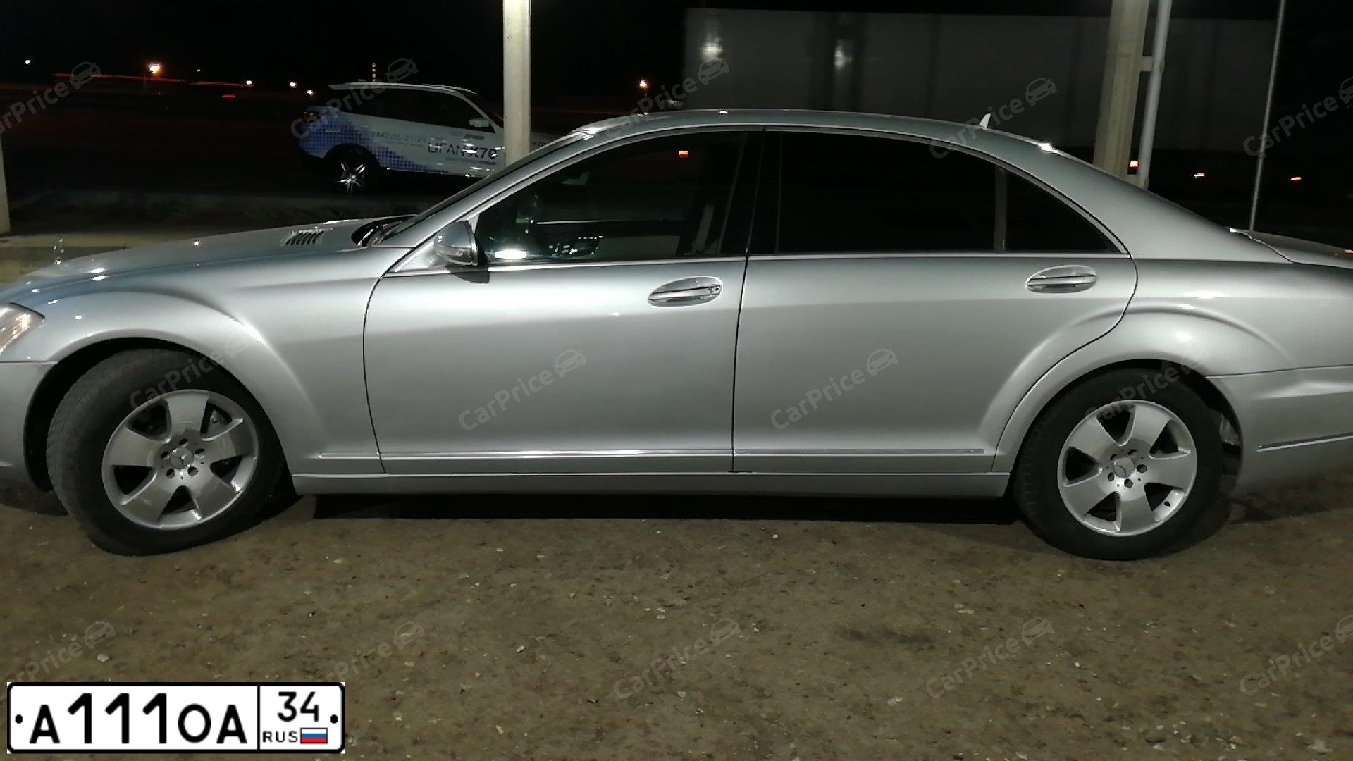 Фото автомобиля MERCEDES S-KLASSE, 2006 — госномер М591АК550. Цвет: СЕРЫЙ