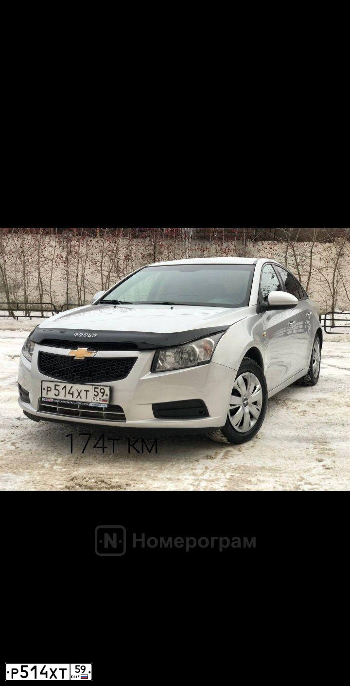 Фото автомобиля CHEVROLET CRUZE, 2010 — госномер Р514ХТ59. Цвет: СЕРЕБРИСТЫЙ МЕТАЛЛИК