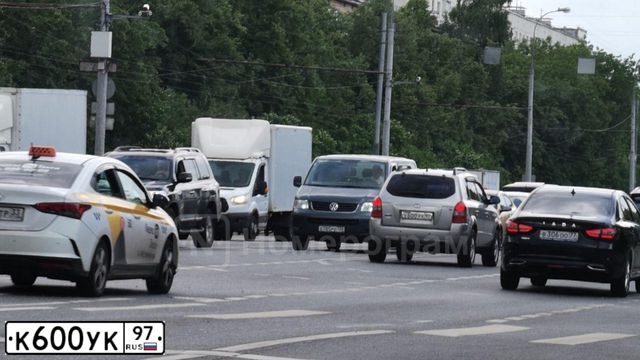 Фото автомобиля LADA 2111, 2005 — госномер К600УК97. Цвет: СЕРЫЙ МЕТАЛЛИК