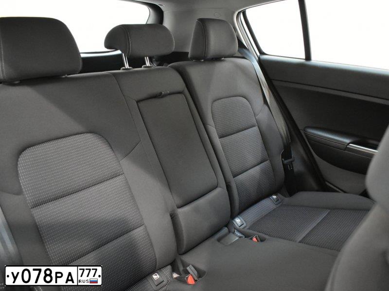 Фото автомобиля KIA SPORTAGE, 2017 — госномер С805АС40. Цвет: БЕЛЫЙ