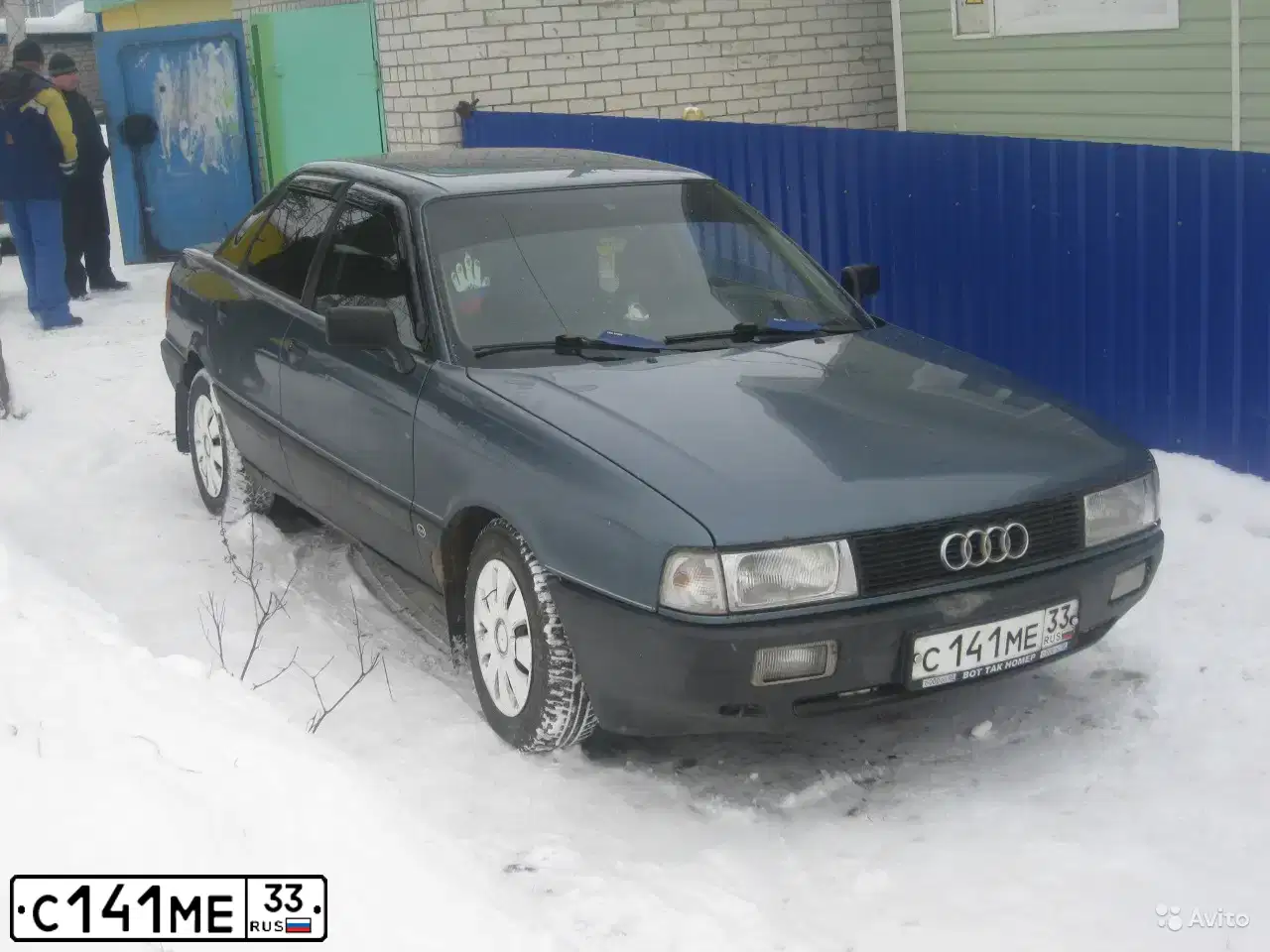 Фото автомобиля AUDI 80, 1990 — госномер О498СО33. Цвет: СИНИЙ