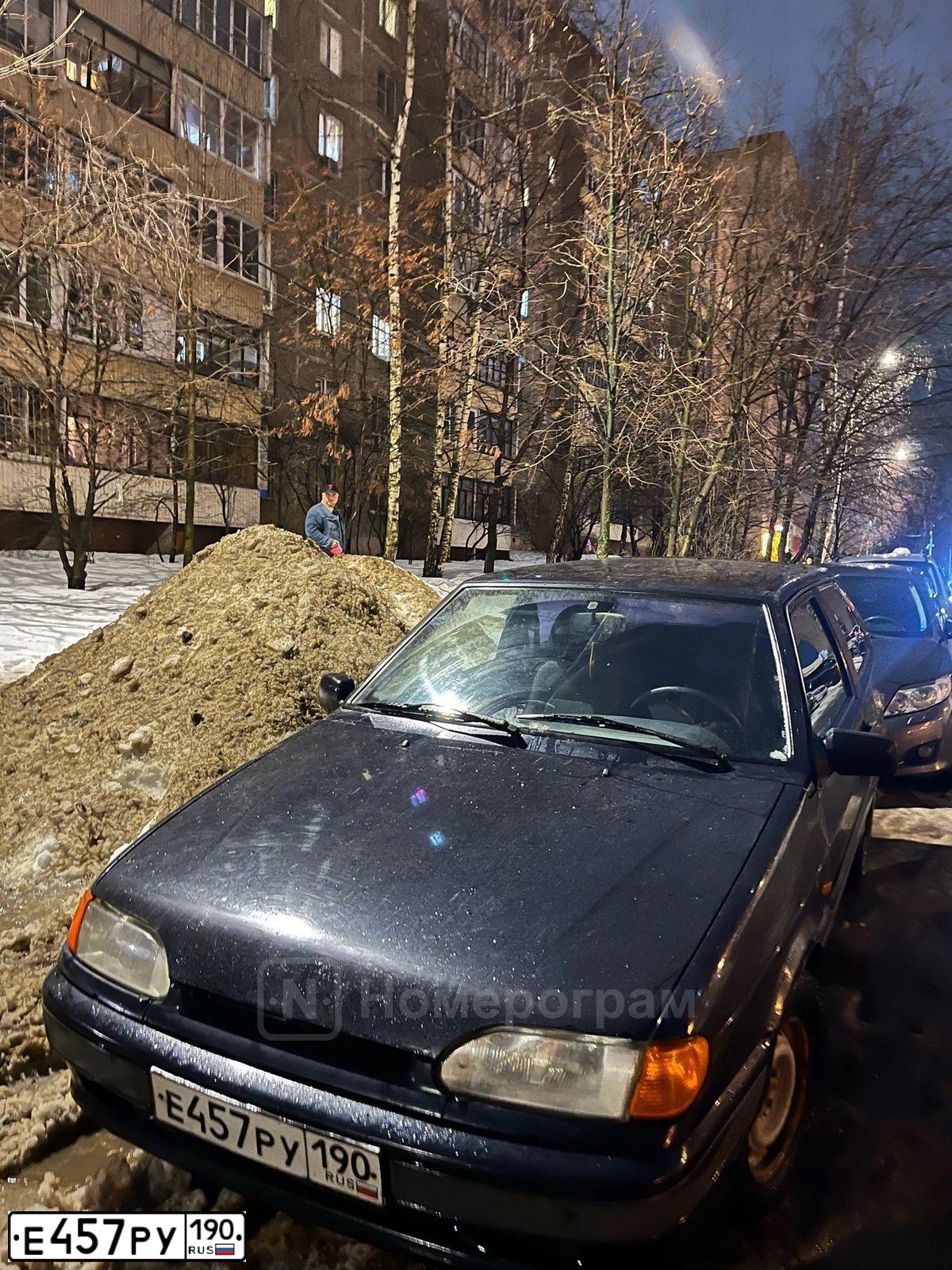Фото автомобиля VAZ 2113 SAMARA, 2005 — госномер А683УС790
