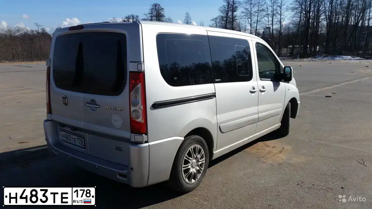 Фото автомобиля FIAT SCUDO, 2009 — госномер Т989ТО178. Цвет: Серебристый