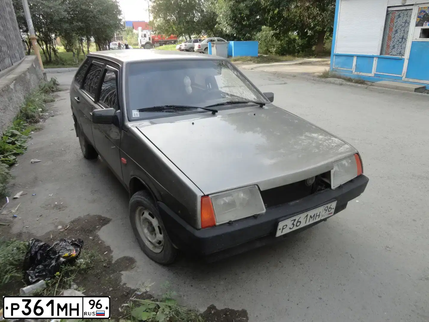 Фото автомобиля LADA 2109 SAMARA, 2002 — госномер Р361МН96. Цвет: СЕРО-ЗЕЛЕНЫЙ