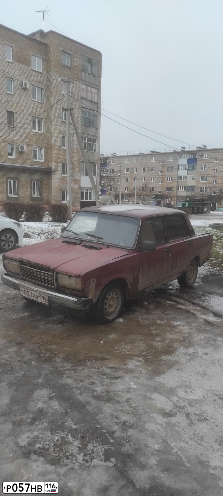 Фото автомобиля LADA 2107, 2003 — госномер М551АЕ702. Цвет: ТЕМНО-БОРДОВЫЙ
