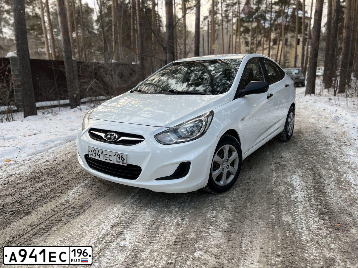 Фото автомобиля HYUNDAI SOLARIS, 2013 — госномер С277ВУ196