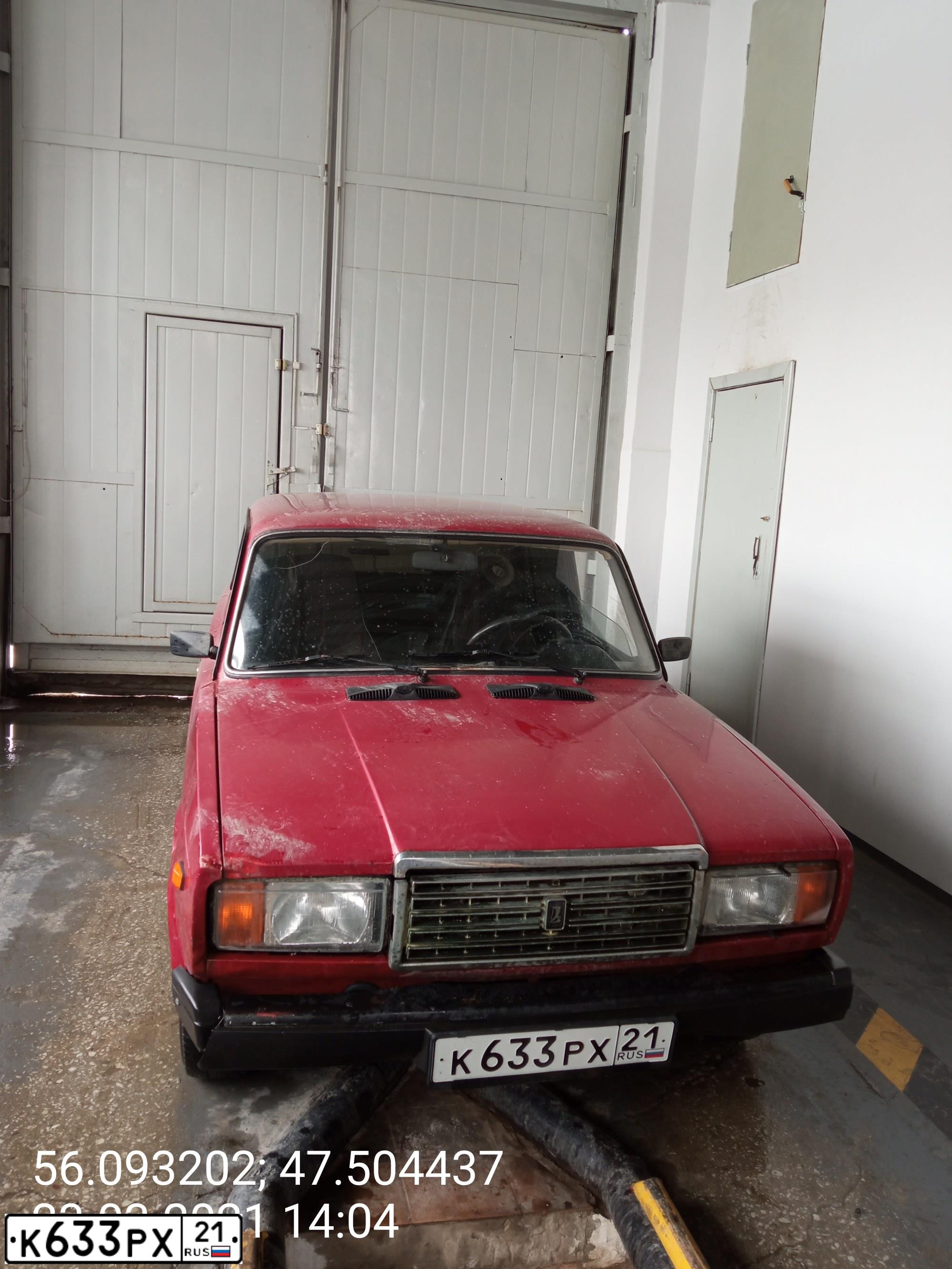 Фото автомобиля LADA 2107 LADA, 2007 — госномер К633РХ21. Цвет: ВИШНЕВЫЙ