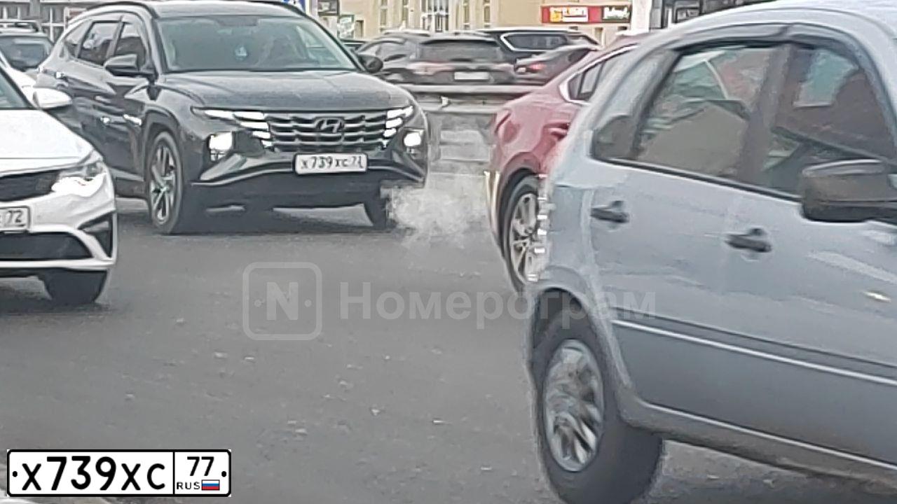 Фото автомобиля BMW X1, 2013 — госномер М477ВВ799. Цвет: ЧЕРНЫЙ